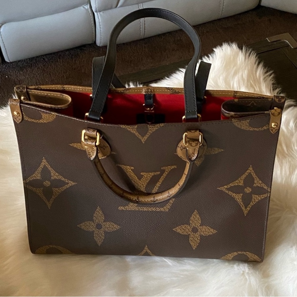 This item will be authenticated by Poshmark.